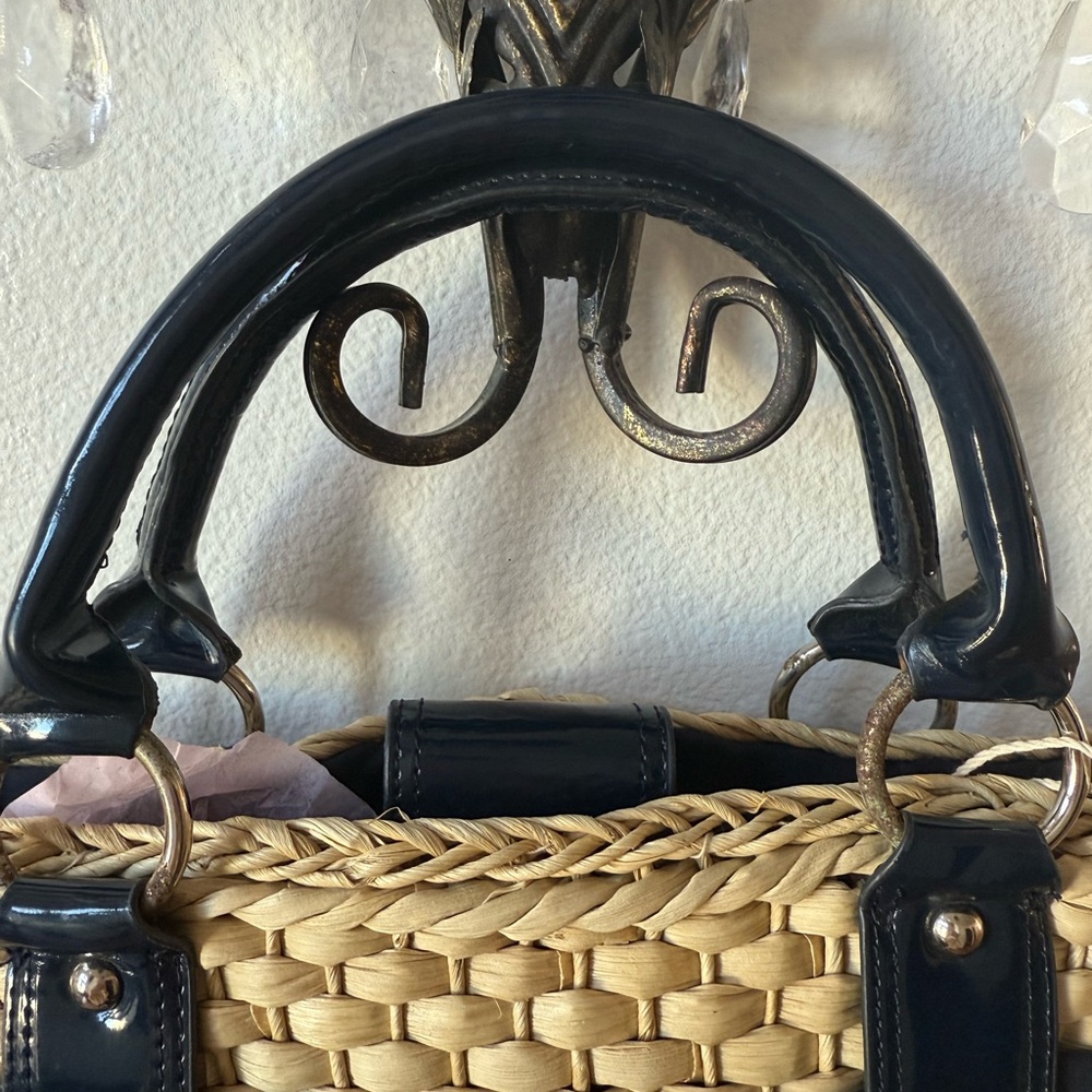 LOFT Ann Taylor Straw Rattan Basket Purse With Blue & White Polka-Dot Bow - Picture 2 of 7